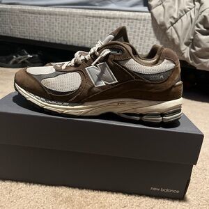 New Balance 2002r Adrift Moonbeam Size 10 Good Condition